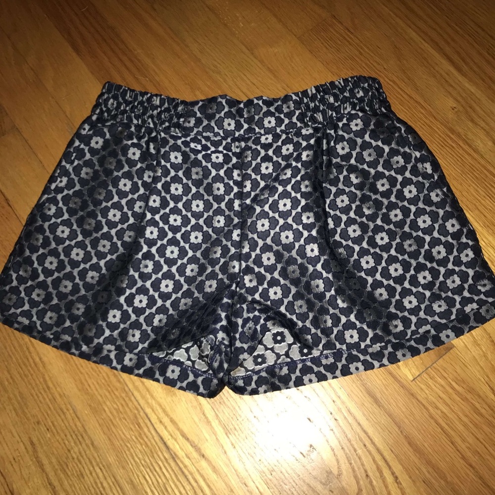 Patterned shorts